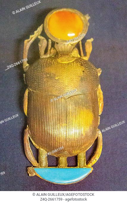 Egypt, Cairo, Egyptian Museum, Tutankhamon jewellery, from his tomb in Luxor : A basket, a scarab and a sun disk form together one name of Tutankhamon (Neb...