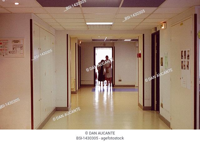 HOME FOR THE AGED<BR>Photo essay from hospital.<BR>Photo essay in nursing home for the elderly in Paris. Nurse accompanying an elderly patient