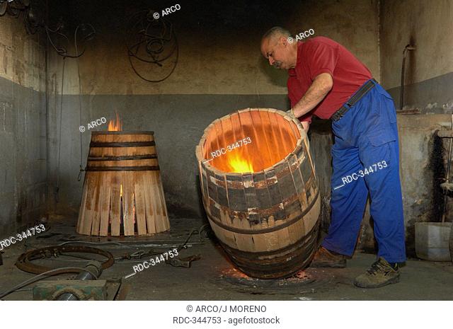 Manuel Cabello Marquez Cooperage, toasting barrels, barrel production, Montilla, Montilla-Moriles, Province of Cordoba, Andalusia, Spain