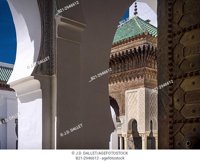 Morocco, Fes, like in the Lions Court at the Alhambra of Granada, the mosque and University of Al Quaraouiyine. The University of al-Qarawiyyin