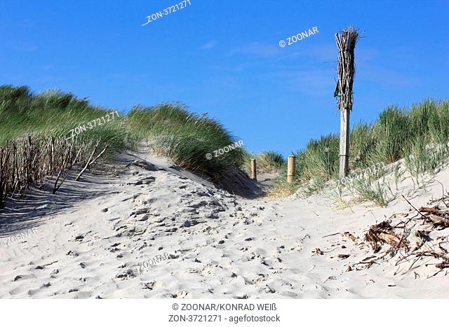 Die Küstenlinie von Sylt verändert sich durch Wellen, Wind und Erosion stetig. Besonders die Odde im Süden der Nordseeinsel ist den Naturgewalten ausgesetzt