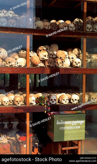 About 12 km (7½ miles) south of Phnom Penh lie the infamous Killing Fields of Choeung Ek. Here victims of the Khmer Rouge, including many from Tuol Sleng