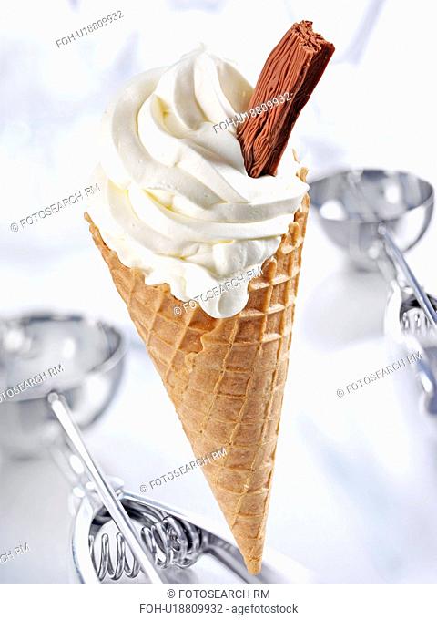 Vanilla Ice Cream Cone With Chocolate Flake - Non Exclusive