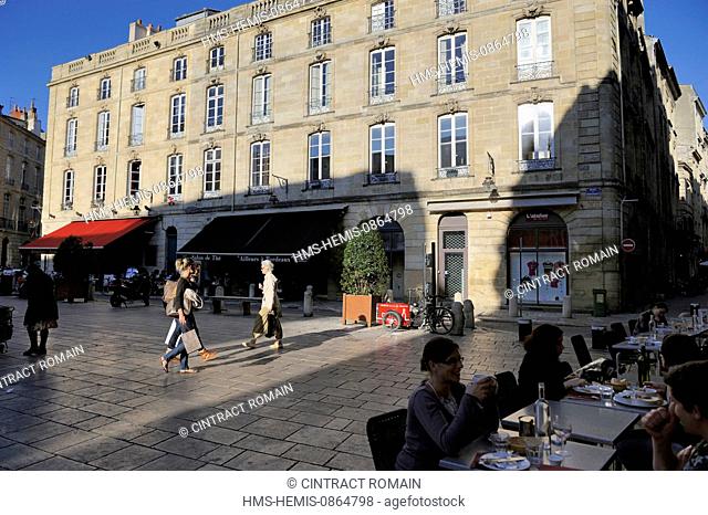 France, Gironde, Bordeaux, area listed as World Heritage by UNESCO, the Port de Lune (Port of the Moon), St Pierre District, Place du Parlement, cafe terrace