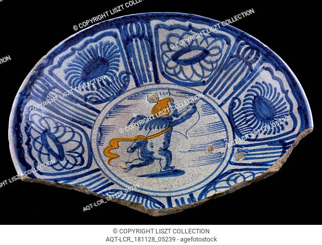 Majolica dish, blue, orange on white, cherub with bow and arrow, rim in Wanli style, plate dish dishware holder soil find ceramic earthenware enamel, total