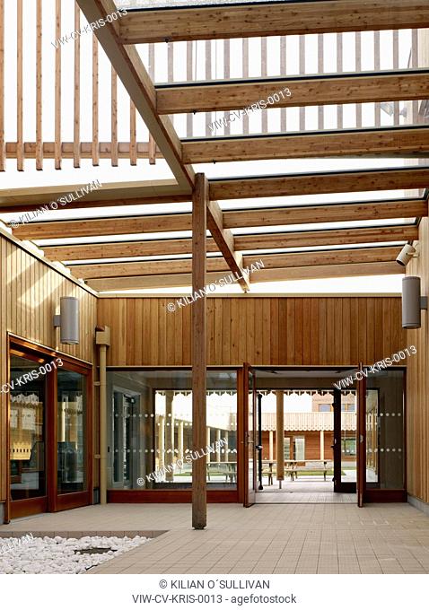 inner court yard, EDGWARE, PRIMARY SCHOOL, Architect2009