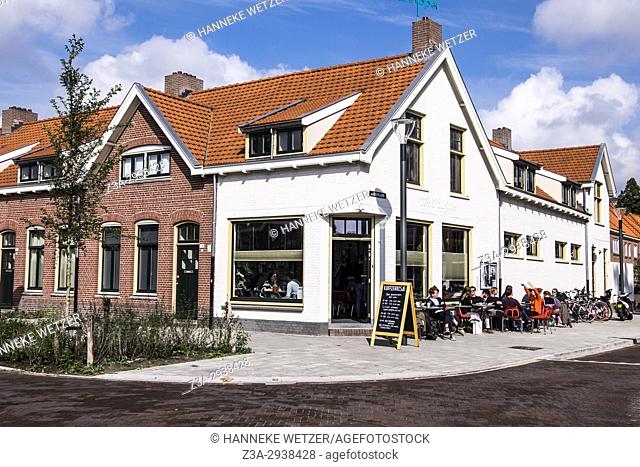 Drents Dorp consists of almost only small, low cost houses, largely built by Philips between 1925 and 1930. All houses have recently been renovated