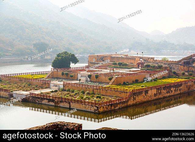 JAIPUR, INDIA - NOVEMBER 18, 2012: Ancient forts and palaces in Rajasthan, India. Pink City Jaipur
