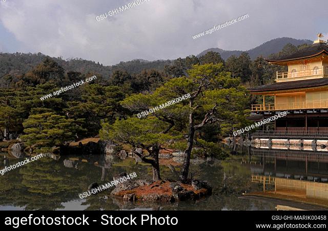 Kinkaku-ji Golden Pavilion Temple, Kyoto, Japan