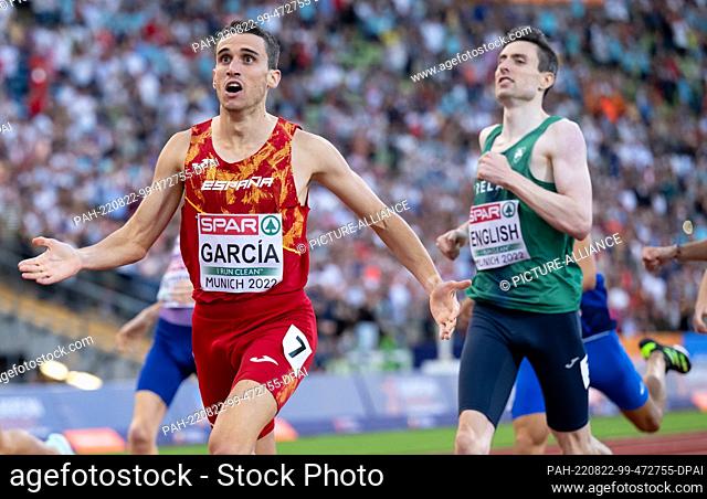 21 August 2022, Bavaria, Munich: Athletics: European Championships, Olympic Stadium, final 800 meters, men. Mariano Garcia from Spain cheers at the finish line