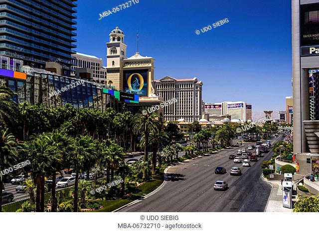 The USA, Nevada, Clark County, Las Vegas, Las Vegas Boulevard, The Strip, view to planet Hollywood