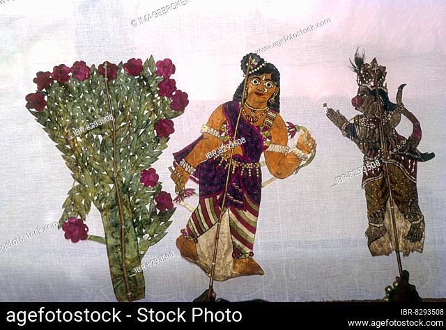 Ramayana epic, Shadow puppet show in Tamil Nadu, India, Asia