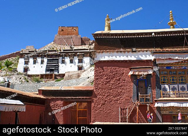 Paelkhor monastery Pelkhor Chode, Gyantse, Gyangze, Tibet, China. Pelkor Chode Monastery is located in the northeast of Gyantse at 3900 meters above sea level