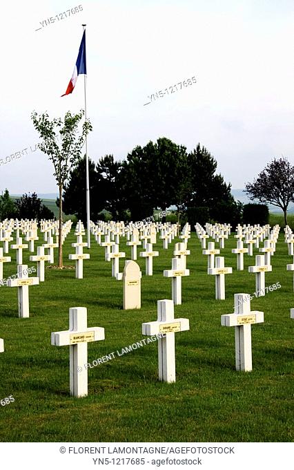 France, Champagne-Ardenne, Marne 51, Ville en Tardenois - Cimetery of the First World War, french and german soldiers
