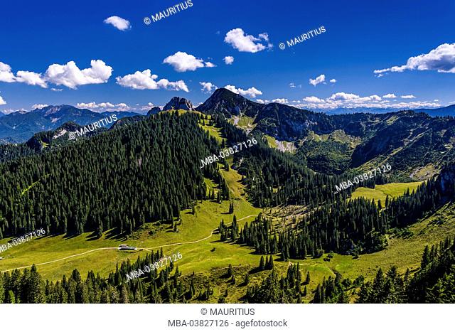Germany, Bavaria, Upper Bavaria, Mangfall mountains, 'Tegernseer Tal' (area), Rottach-Egern, Risserkogel (mountain), view from 'Setzberg' (mountain)