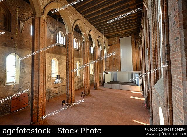 11 January 2022, Brandenburg, Angermünde: The medieval monastery church. The church is the only building that remains of the former complex of the Franciscan...