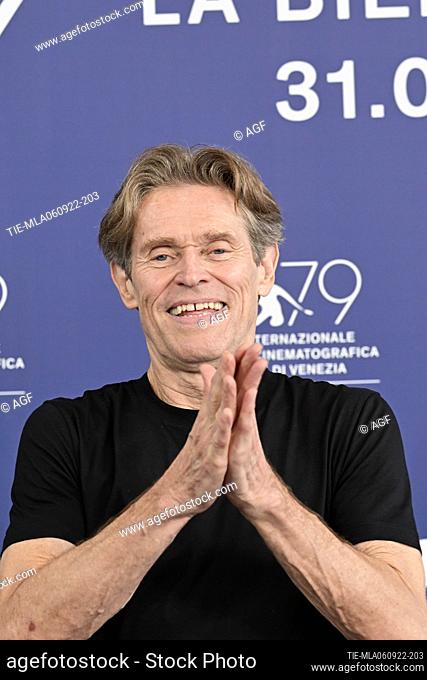 Willem Dafoe attends the photocall for ""Dead for a dollar"" at the 79th Venice International Film Festival on September 06, 2022 in Venice, Italy