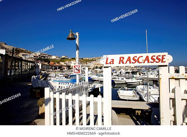 France, Bouches du Rhone, Marseille, Calanques near Les Goudes harbour