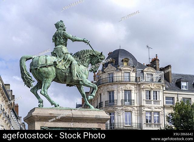 Reiterstandbild Jeanne d’Arc auf dem Platz Place du Martroi,