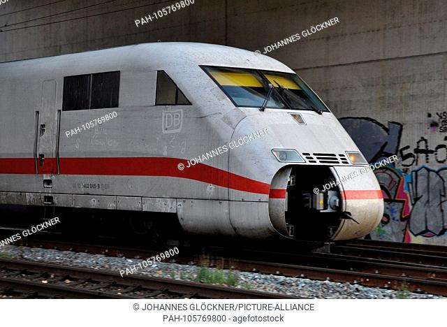 DB-Graffiti on a ICE train on 04.12.2015 in Scherte-Westhofen - Germany. | usage worldwide. - Schwerte/Ruhr/Nordrhein-Westfalen/Germany