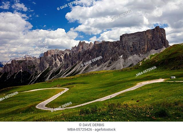 Summer, mountain pass, Passo Giau, alps, Dolomites, Belluno, Italy