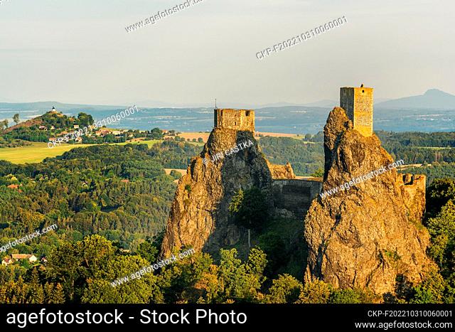 Trosky is a ruin of a castle on the top of the hill of the same name in the cadastral territory of the village of Troskovice in the district of Semily in the...
