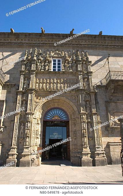 Hostal de los Reyes Católicos old Royal Hospital in plateresque style (15th century), Santiago de Compostela. A Coruña province, Galicia, Spain