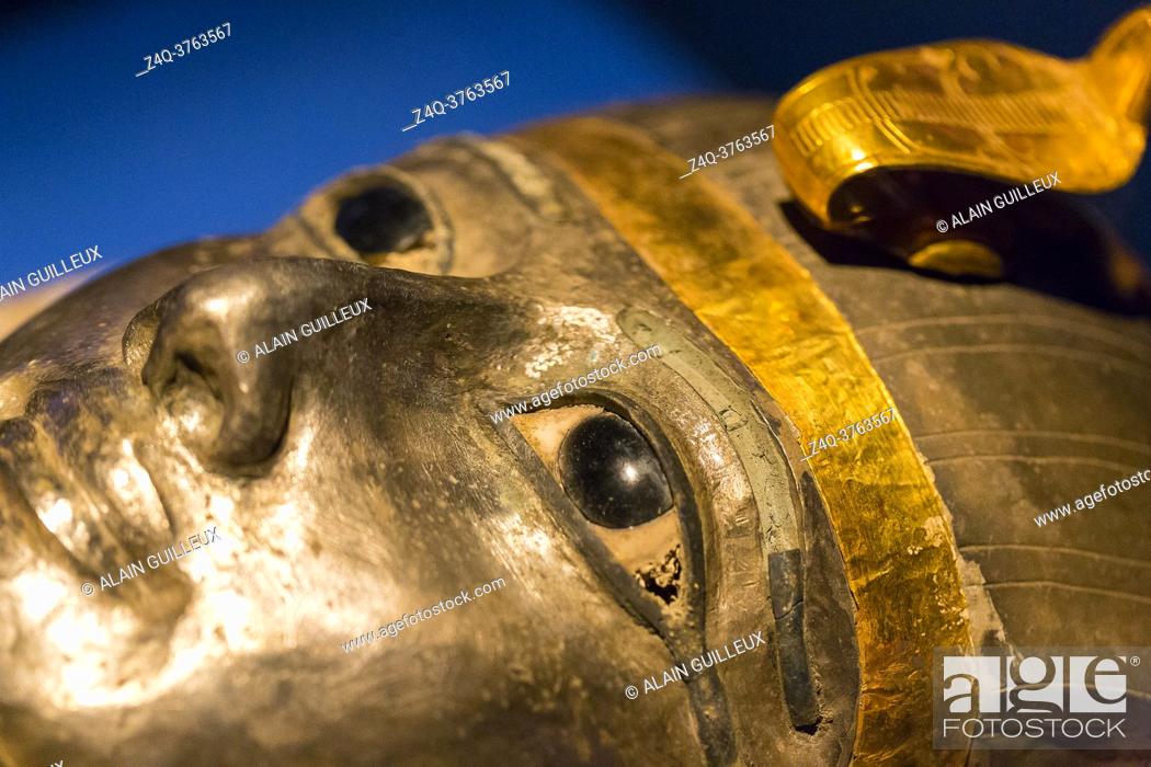 Stock Photo: Egypt, Cairo, Egyptian Museum, coffin found in the royal necropolis of Tanis, burial of the king Psusennes I . Silver, gold and glass.